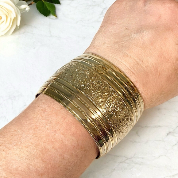 Vintage Gold Wash Brass Art Nouveau Wide Cuff Bracelet Egyptian Revival - Picture 4 of 7